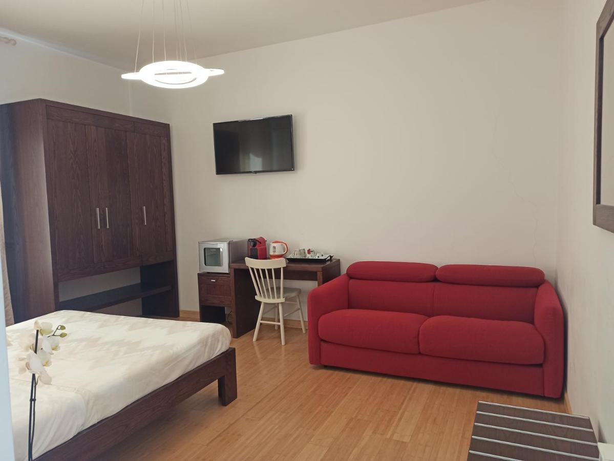 B&B Alle Mura Di San Giovanni โรม ภายนอก รูปภาพ