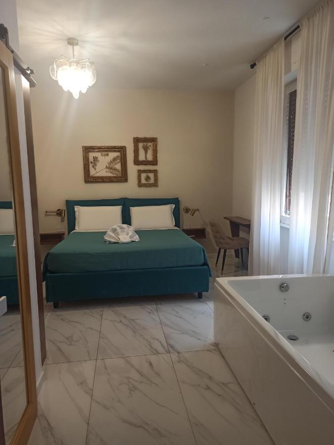 B&B Alle Mura Di San Giovanni โรม ภายนอก รูปภาพ